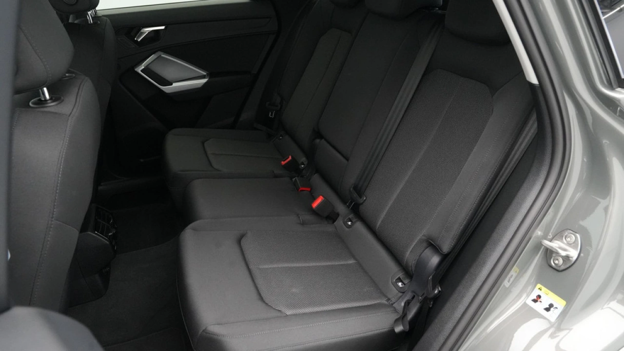 Audi Q3 35 TFSI 150 pk S-Tronic Advanced edition