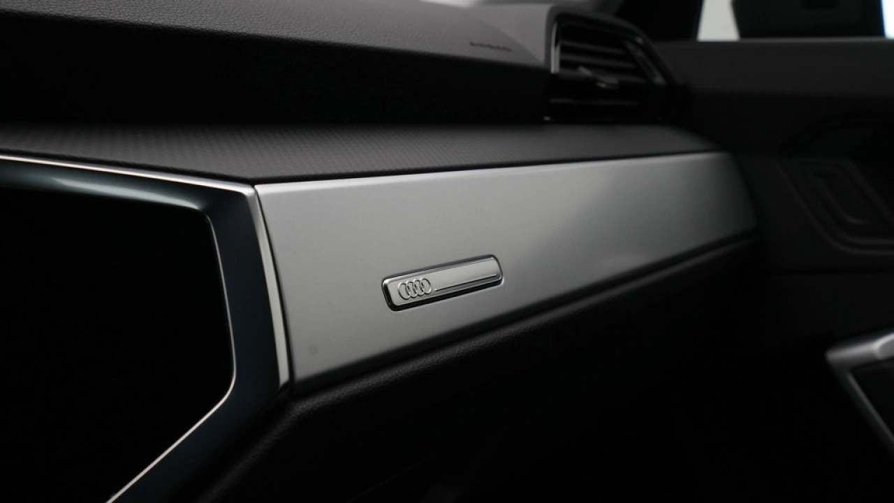Audi Q3 35 TFSI 150 pk S-Tronic Advanced edition