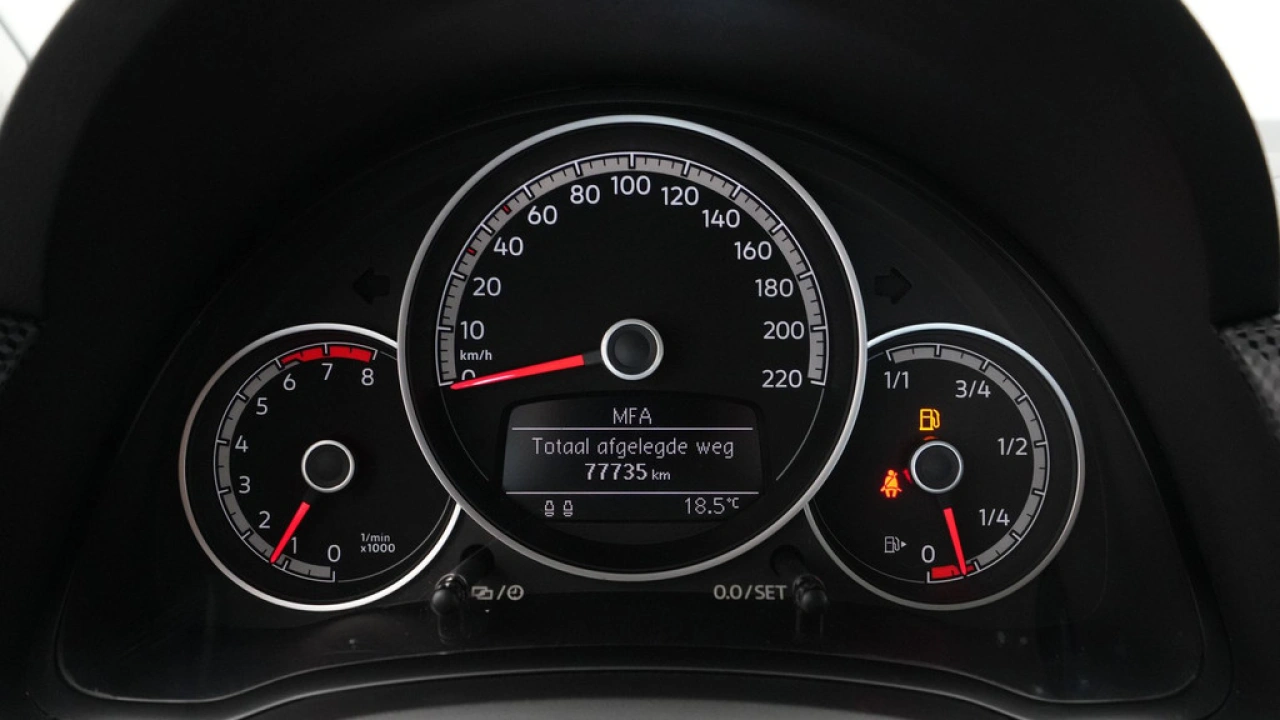 Volkswagen up! 1.0 BMT 60pk move up!