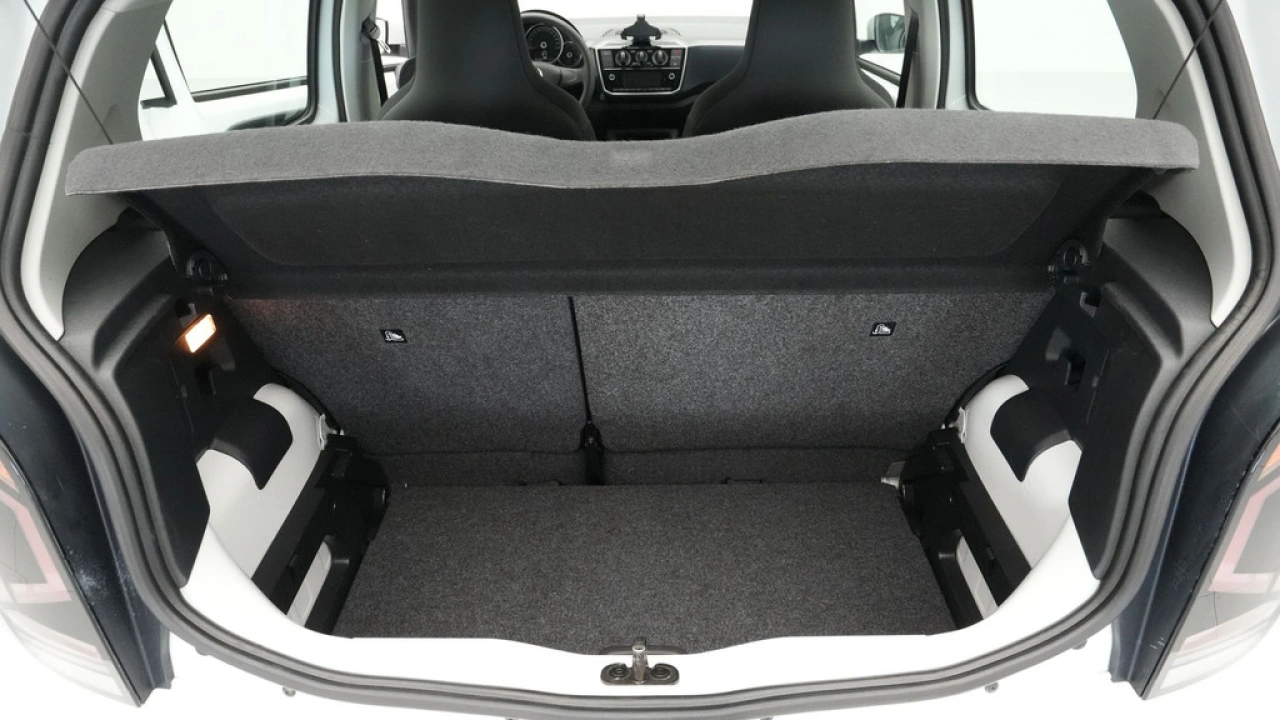 Volkswagen up! 1.0 BMT move up!