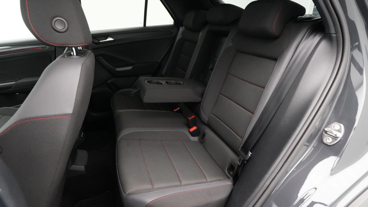 Volkswagen T-Roc 1.5 TSI Sport business R