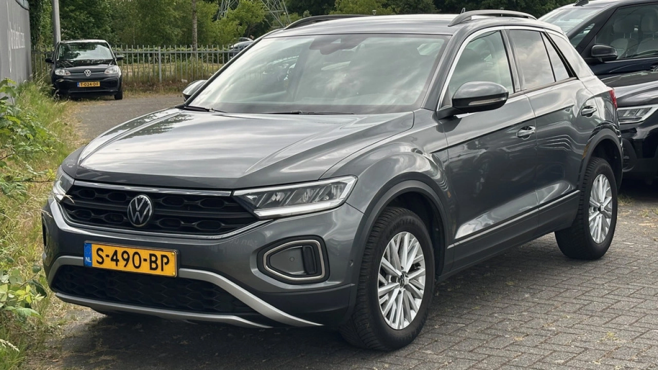 Volkswagen T-Roc 1.0 TSI 110pk Life App Connect Airco