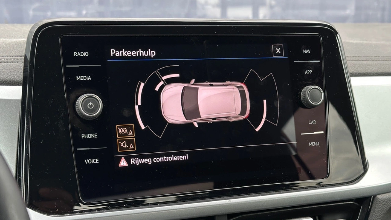 Volkswagen T-Roc 1.0 TSI 110pk Life App Connect Airco
