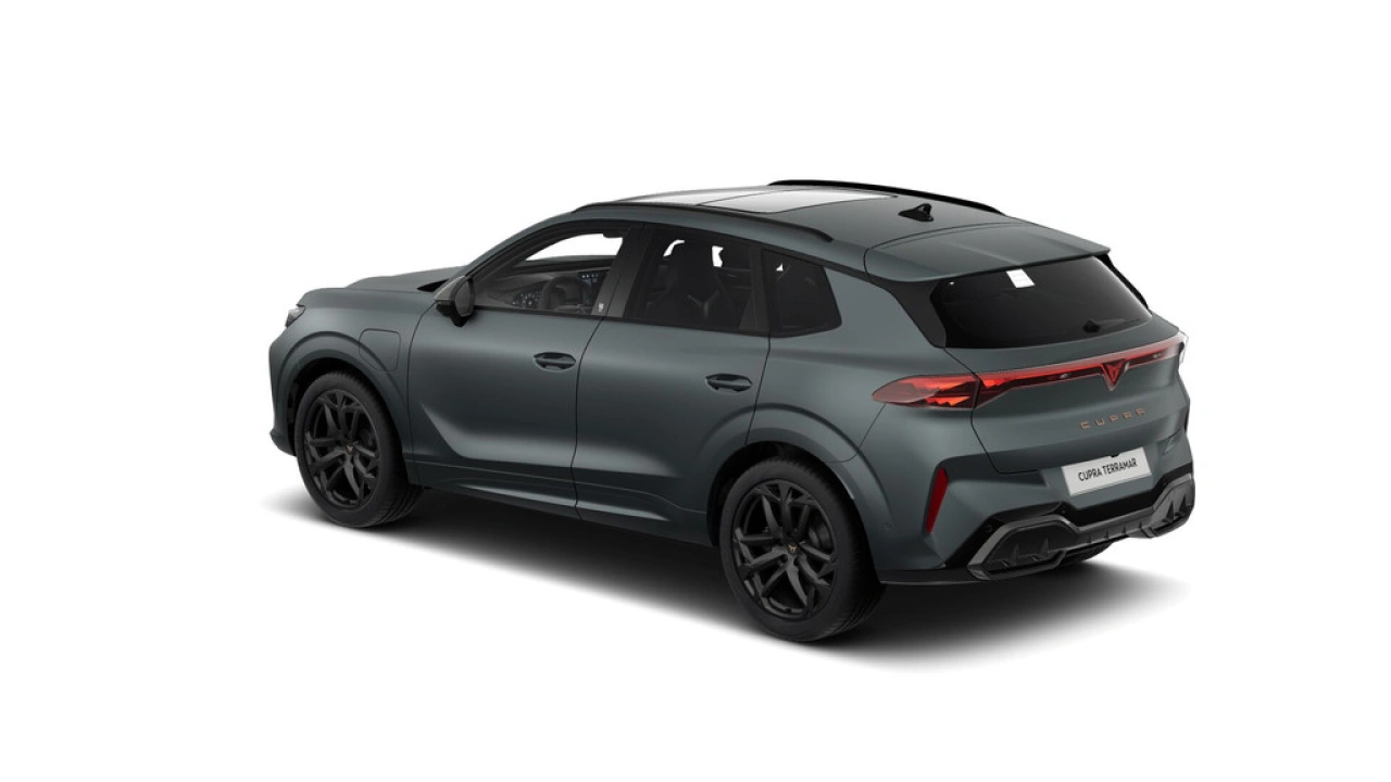 CUPRA Terramar 1.5 TSI e-Hybrid 272 6DSG VZ America's CUP