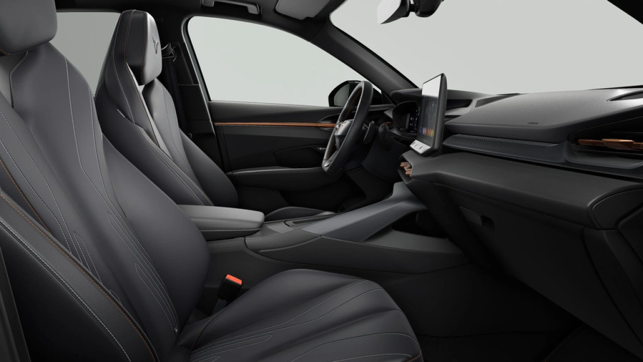 CUPRA Terramar 1.5 TSI e-Hybrid 272 6DSG VZ America's CUP