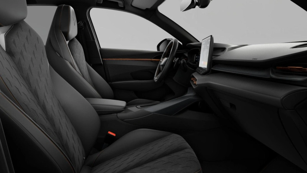 CUPRA Terramar 1.5 TSI e-Hybrid 204 6DSG Business