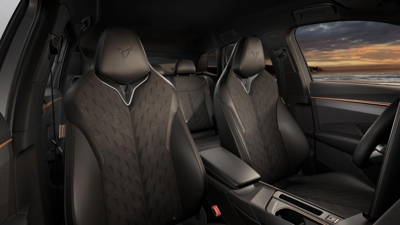CUPRA Terramar 1.5 TSI e-Hybrid 204 6DSG Business