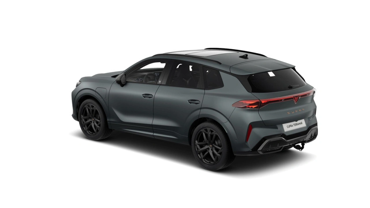 CUPRA Terramar 1.5 TSI e-Hybrid 272 6DSG VZ America's CUP