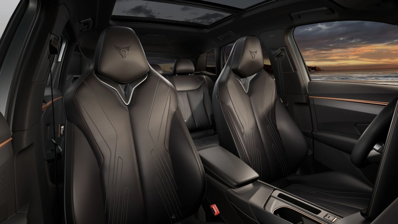 CUPRA Terramar 1.5 TSI e-Hybrid 272 6DSG VZ America's CUP