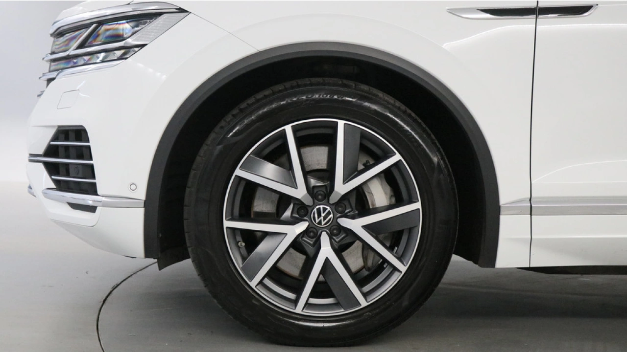 Volkswagen Touareg 3.0 TSI eHybrid 381pk PHEV 4MOTION Elegance