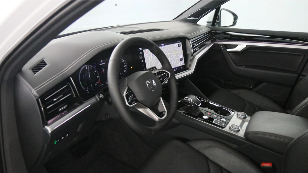 Volkswagen Touareg 3.0 TSI eHybrid 381pk PHEV 4MOTION Elegance