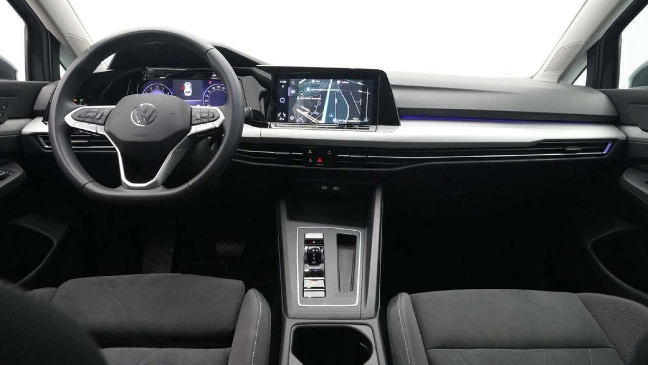 Volkswagen GOLF Variant 1.5 eTSI Life DSG Business