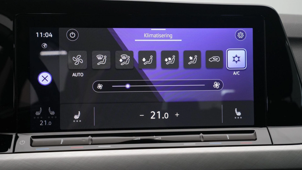 Volkswagen GOLF Variant 1.5 eTSI Life DSG Business