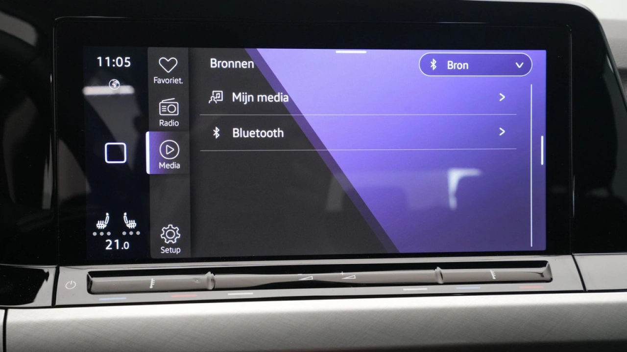 Volkswagen GOLF Variant 1.5 eTSI Life DSG Business