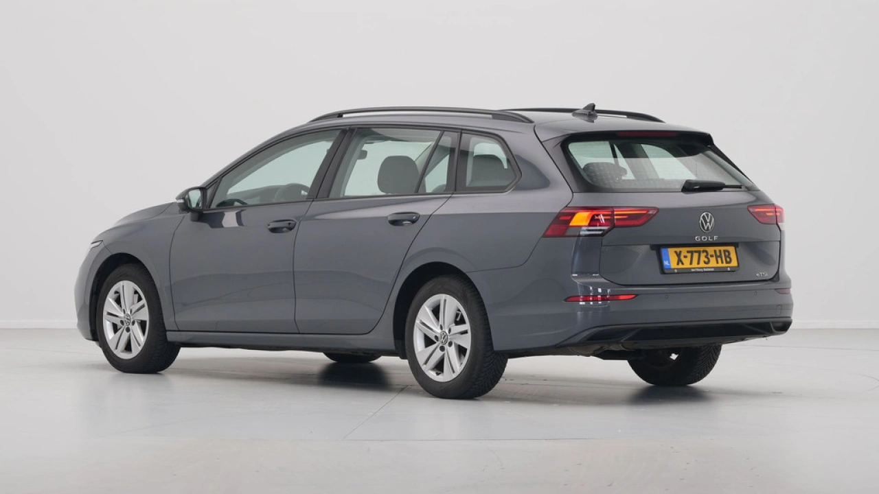 Volkswagen GOLF Variant 1.5 eTSI Life DSG Business