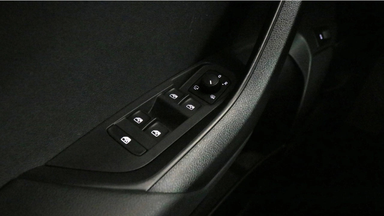 Škoda Karoq 1.5 TSI 150pk ACT Sportline Business DSG