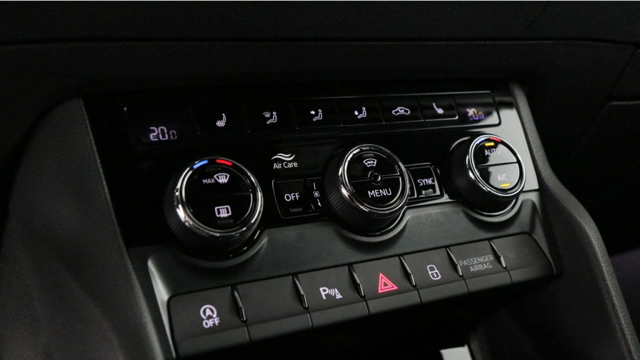 Škoda Karoq 1.5 TSI 150pk ACT Sportline Business DSG