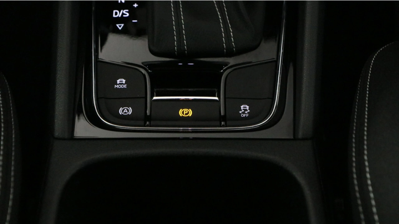 Škoda Karoq 1.5 TSI 150pk ACT Sportline Business DSG