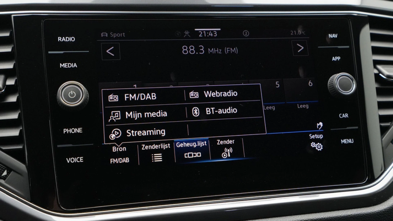 Volkswagen T-Roc 1.5 TSI 150pk DSG Sport