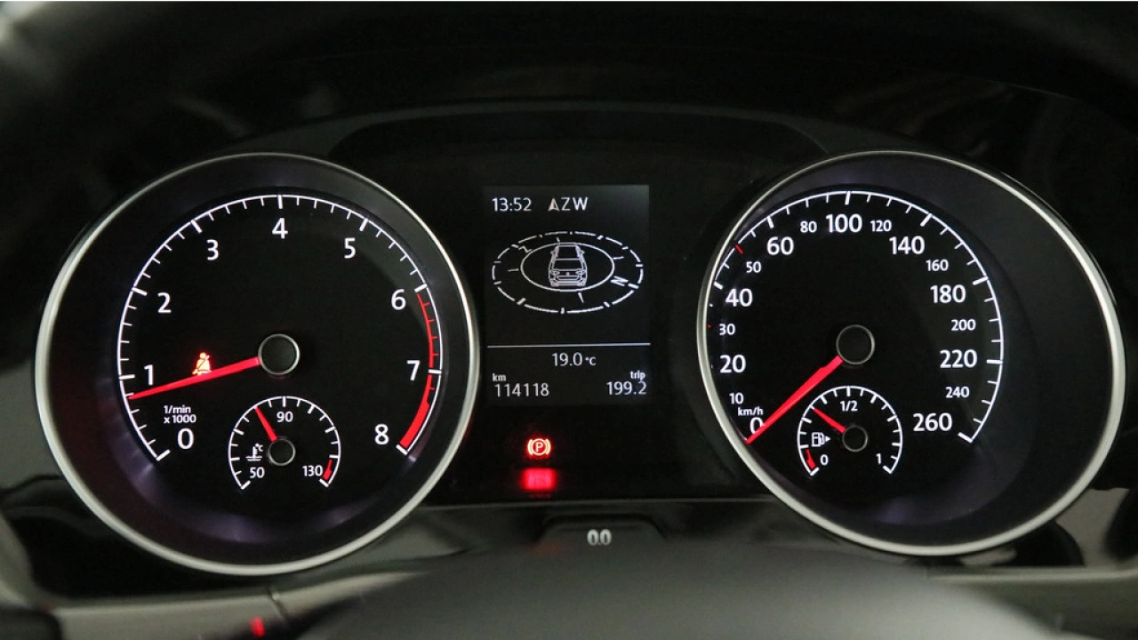 Volkswagen Touran 1.2 TSI 110pk Connected Series 7 Persoons