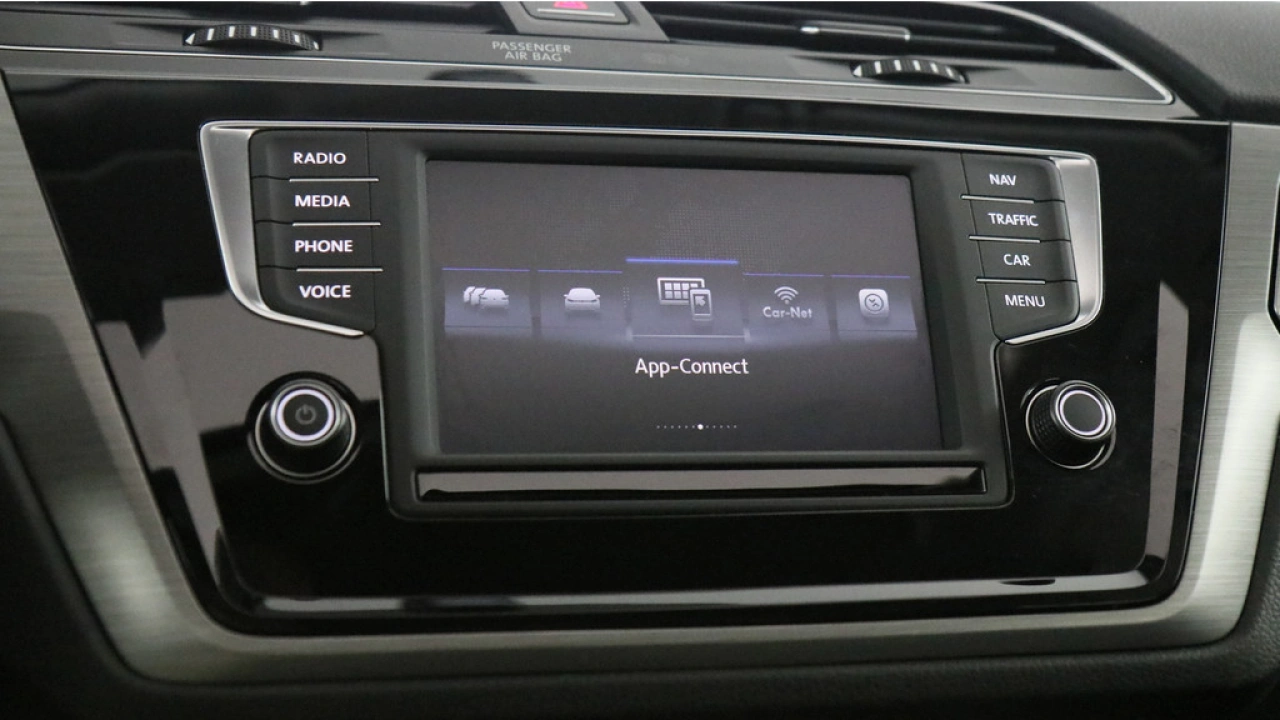 Volkswagen Touran 1.2 TSI 110pk Connected Series 7 Persoons