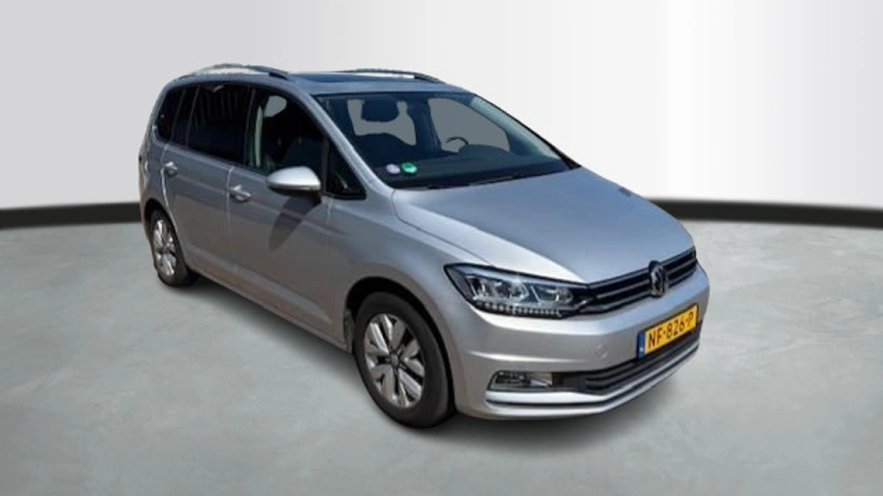 Volkswagen Touran 1.2 TSI 110pk Connected Series 7 Persoons