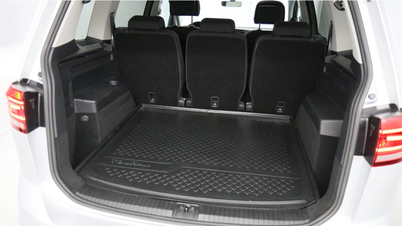 Volkswagen Touran 1.2 TSI 110pk Connected Series 7 Persoons