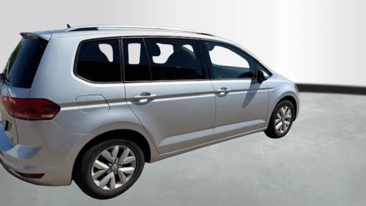 Volkswagen Touran 1.2 TSI 110pk Connected Series 7 Persoons
