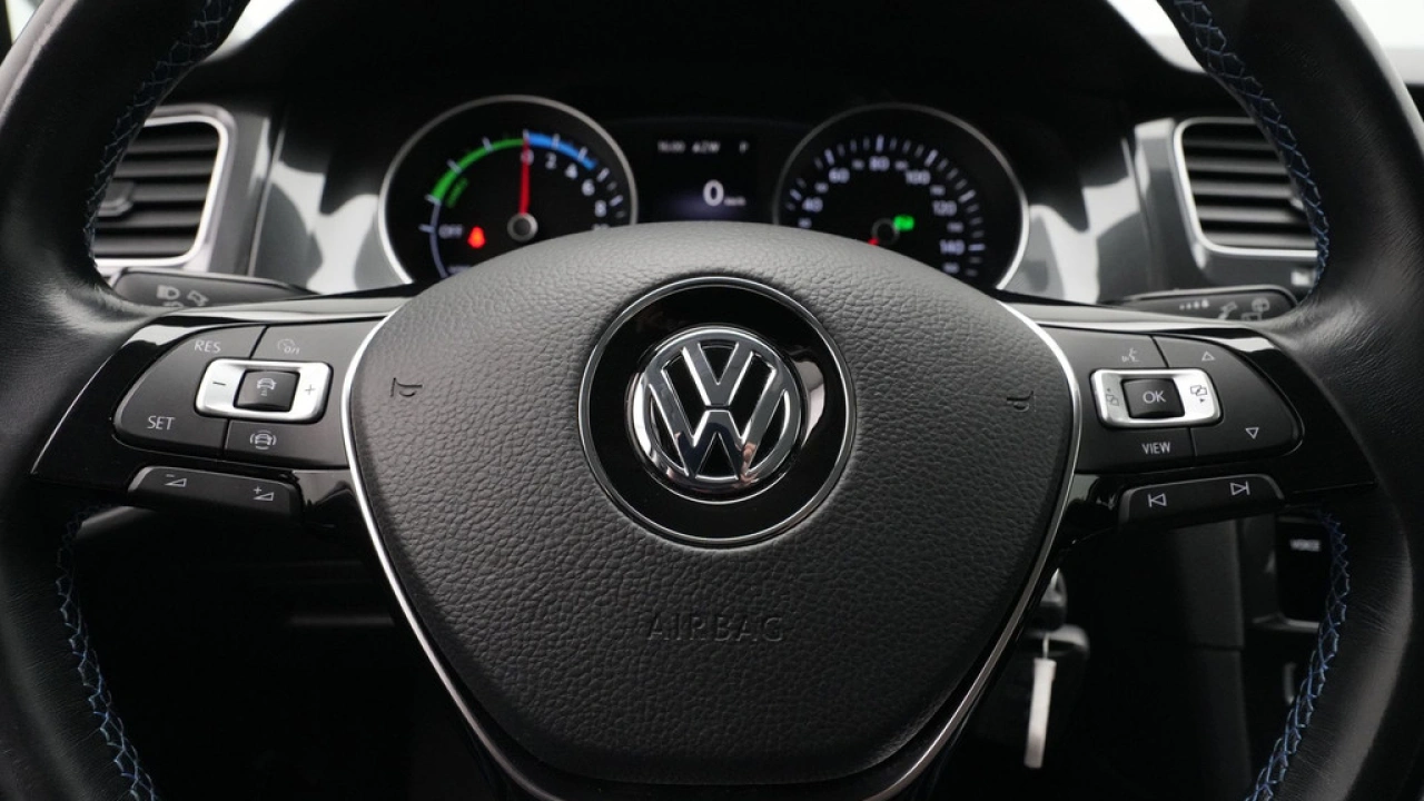 Volkswagen e-Golf E-DITION
