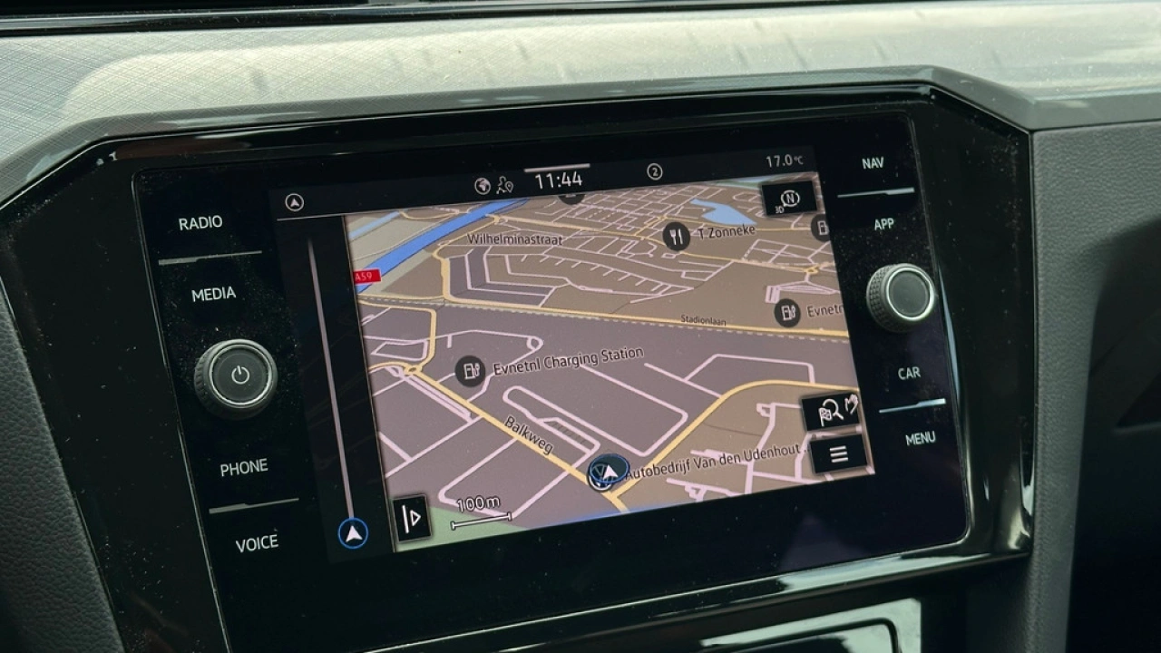 Volkswagen Passat Variant 1.5 TSI 150pk DSG Business Navigatie