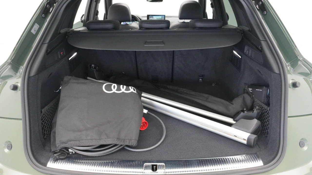 Audi Q5 50 TFSI e 299 pk S edition Competition