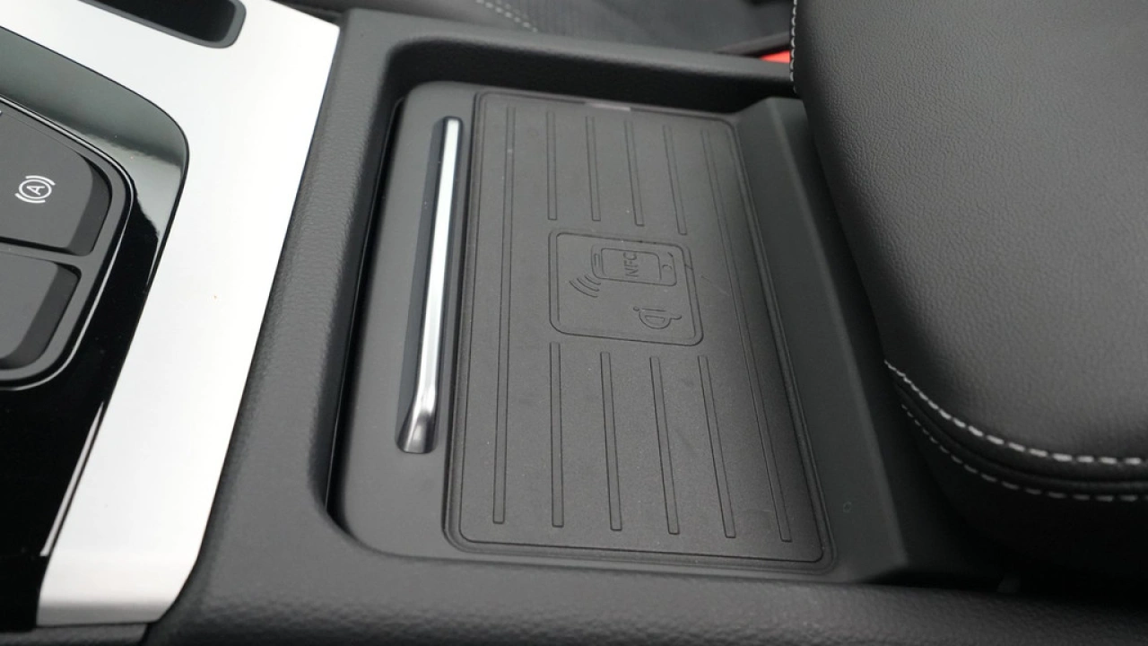 Audi Q5 50 TFSI e 299 pk S edition Competition