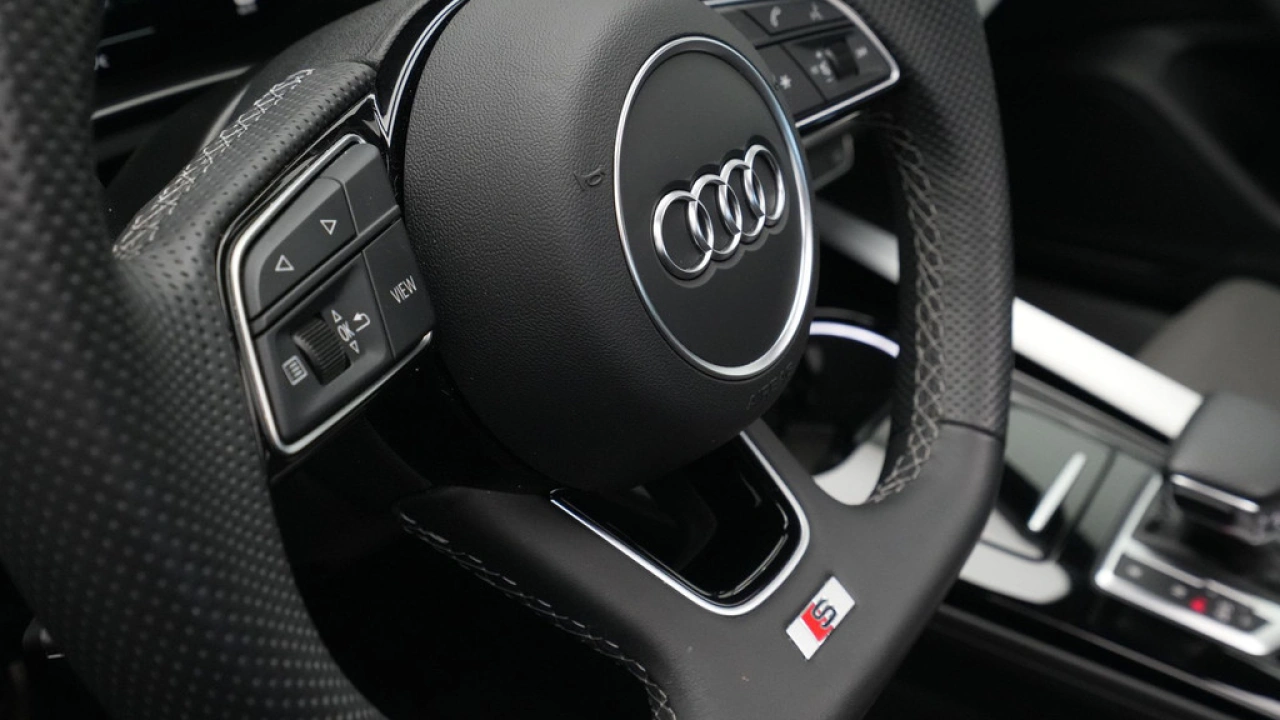 Audi A4 Avant 35 TFSI 150pk S-Line edition