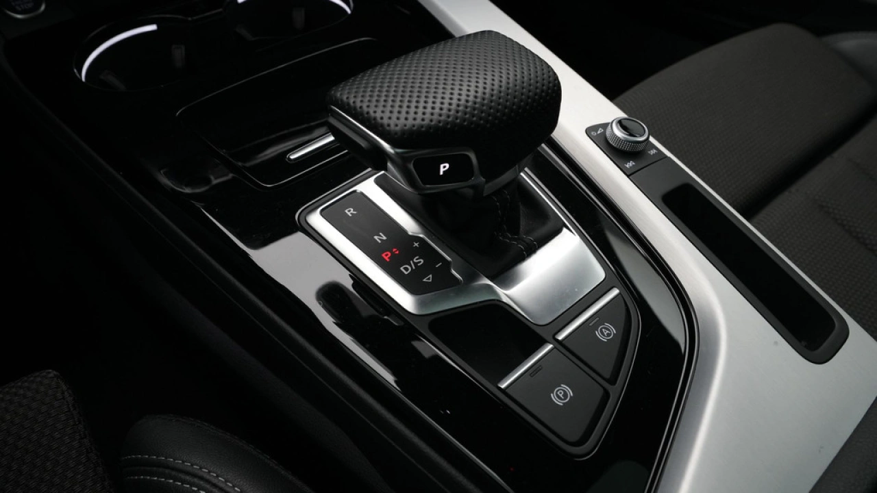 Audi A4 Avant 35 TFSI 150pk S-Line edition