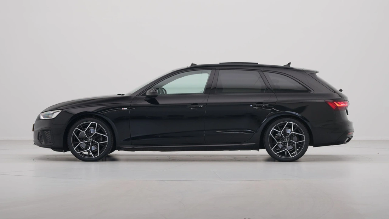 Audi A4 Avant 35 TFSI 150pk S-Line edition