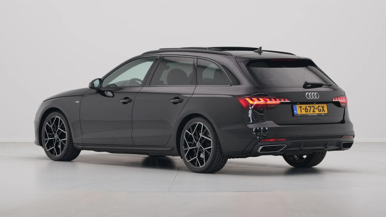 Audi A4 Avant 35 TFSI 150pk S-Line edition
