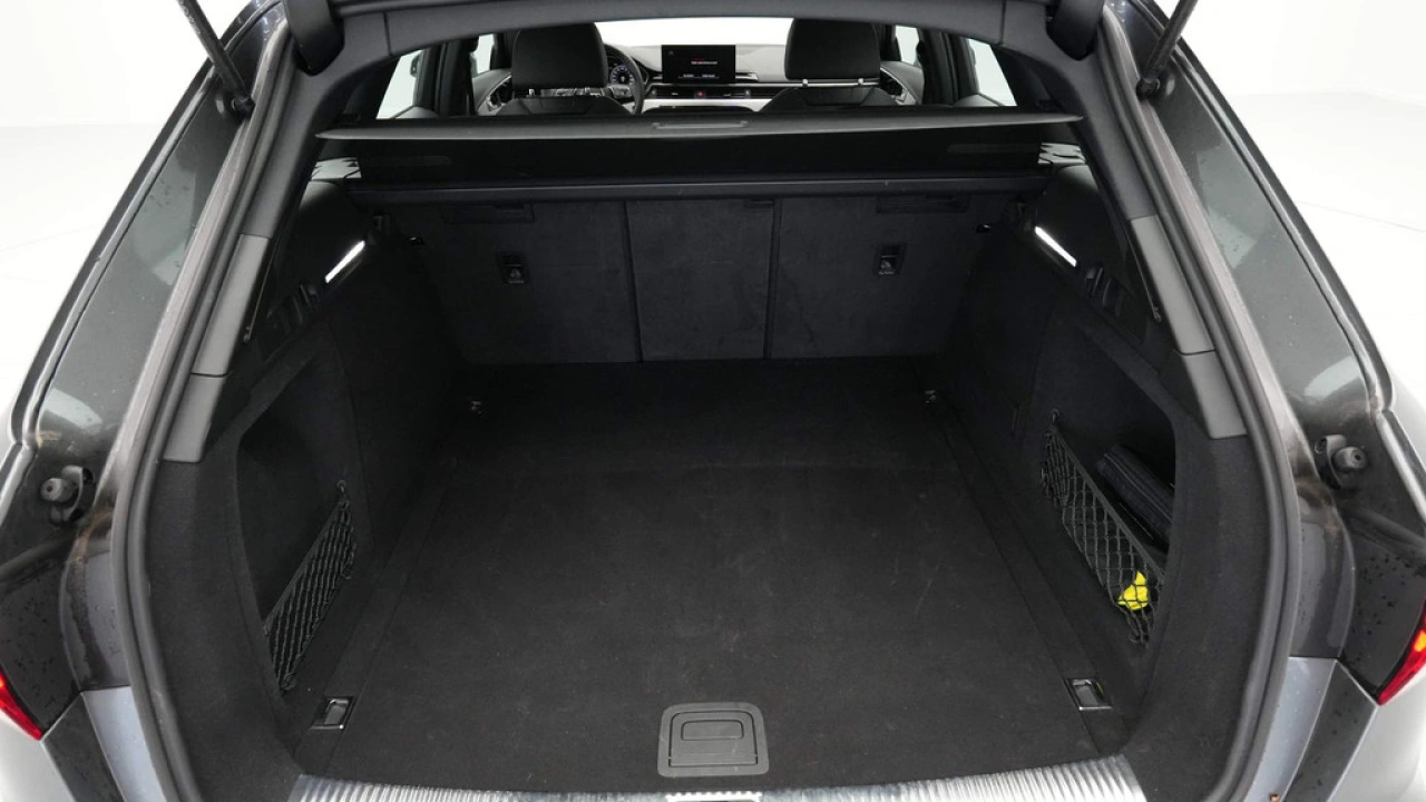 Audi A4 Avant 35 TFSI S Line edition