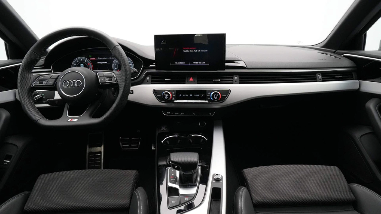 Audi A4 Avant 35 TFSI S Line edition