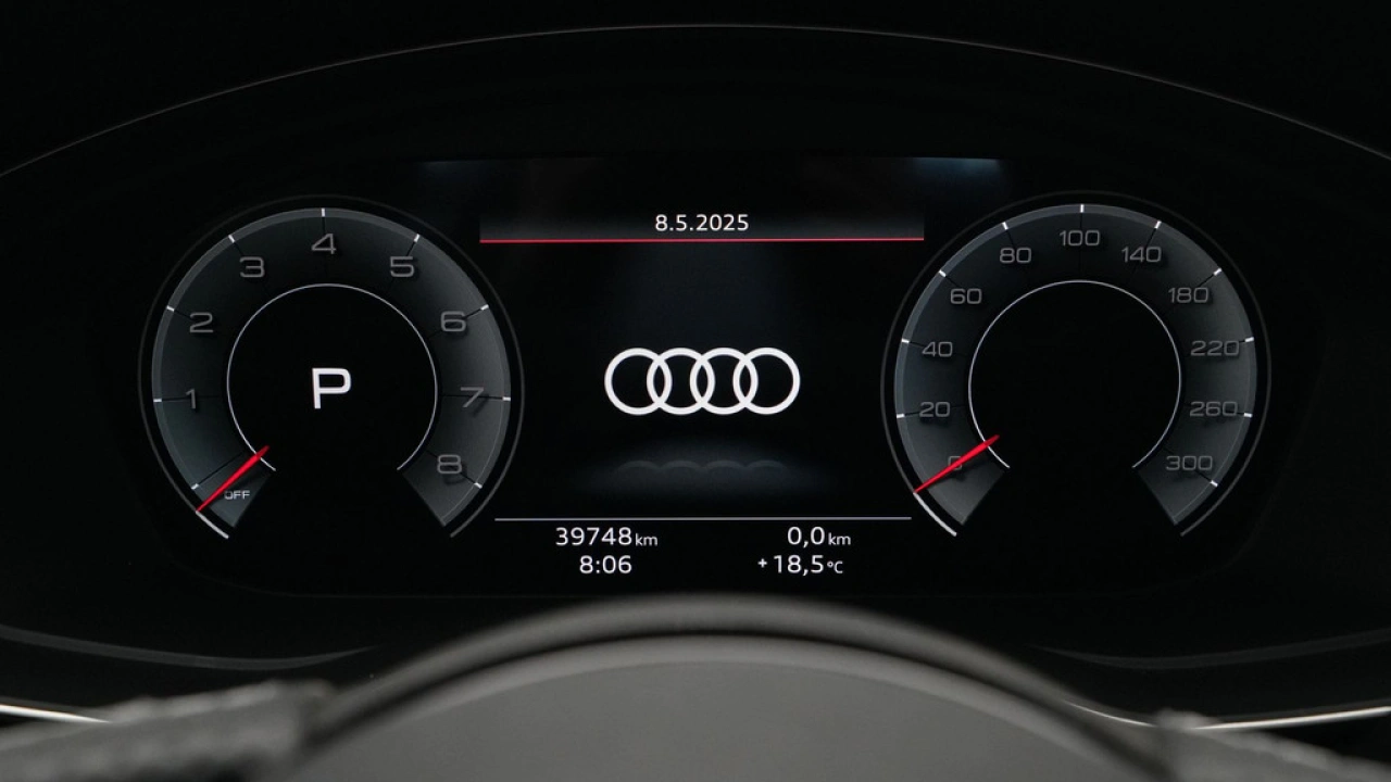 Audi A4 Avant 35 TFSI S Line edition