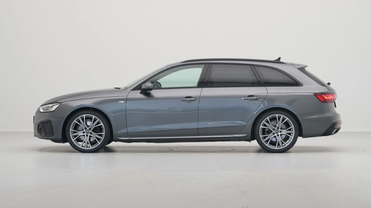 Audi A4 Avant 35 TFSI S Line edition
