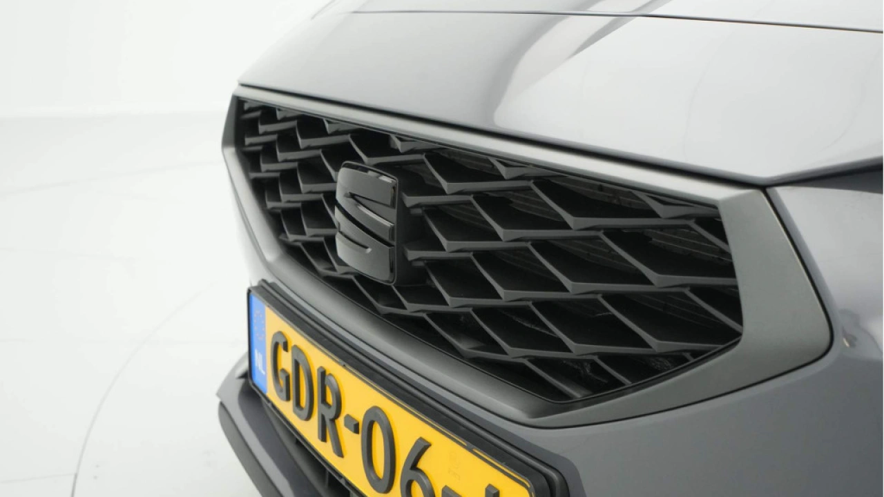 SEAT Leon 1.0 eTSI FR Business Intense