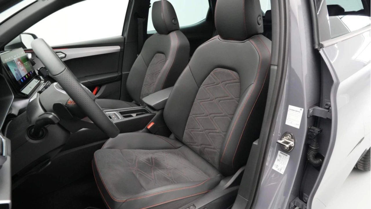 SEAT Leon 1.0 eTSI FR Business Intense