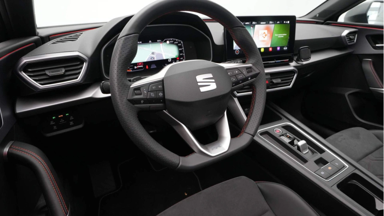 SEAT Leon 1.0 eTSI FR Business Intense