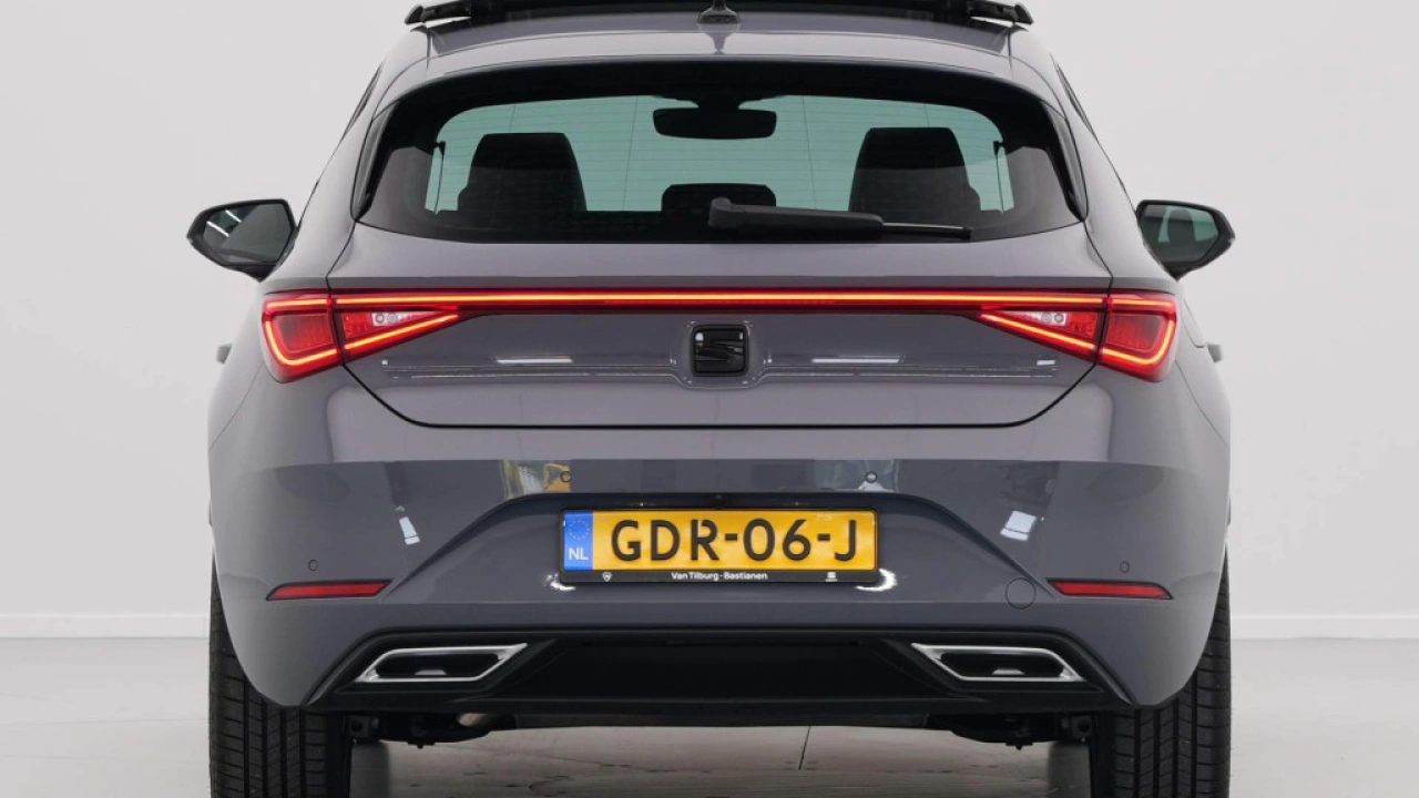 SEAT Leon 1.0 eTSI FR Business Intense