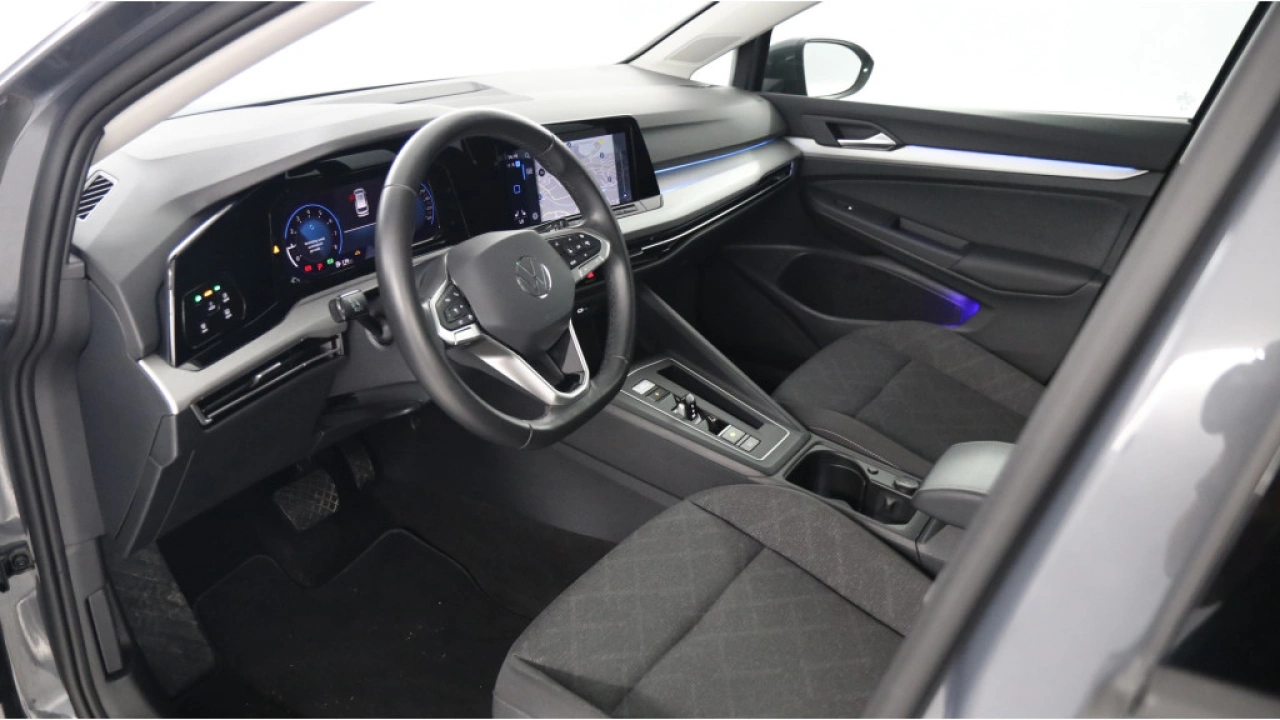 Volkswagen GOLF Variant 1.5 eTSI Automaat | Life Executive |
