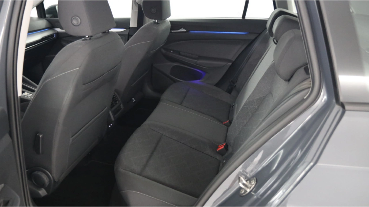 Volkswagen GOLF Variant 1.5 eTSI Automaat | Life Executive |