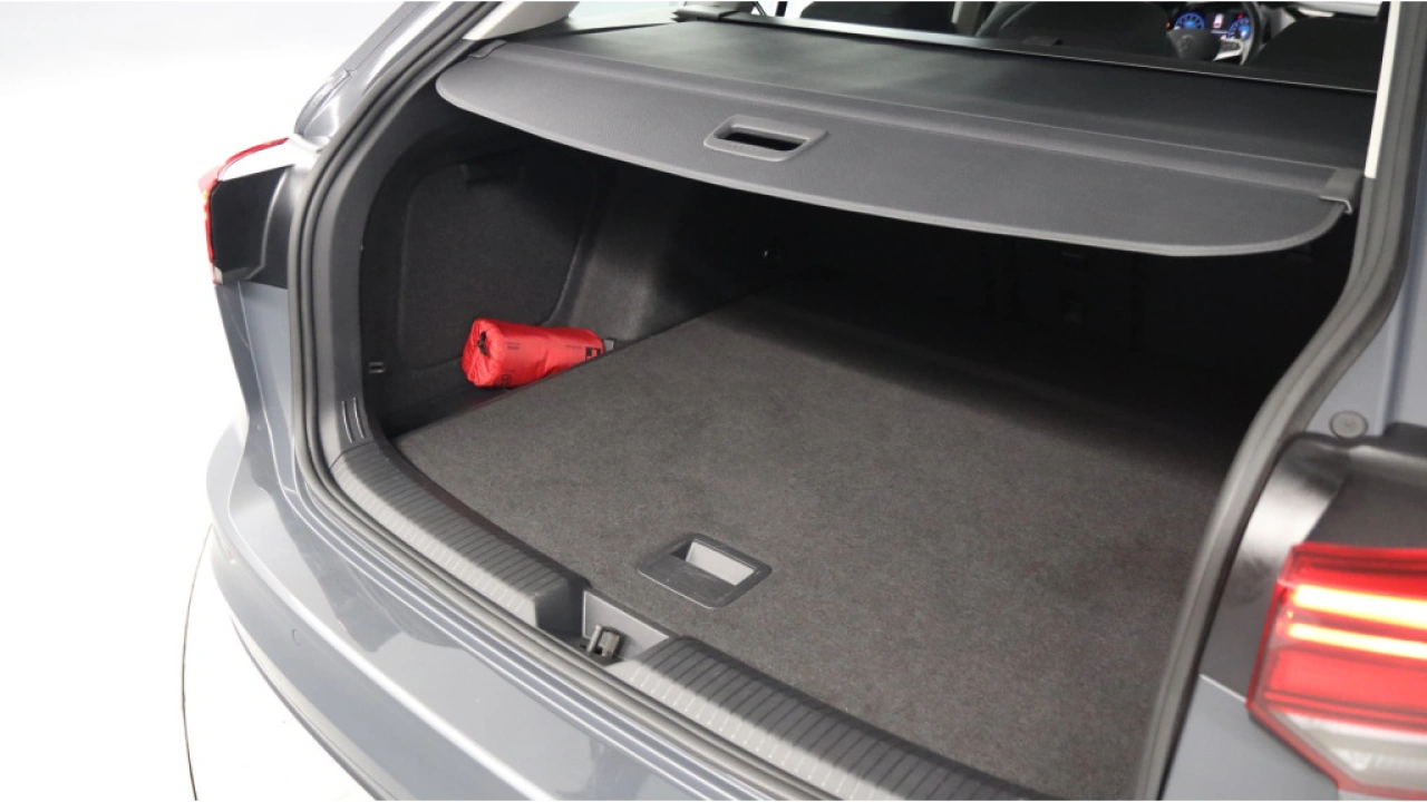 Volkswagen GOLF Variant 1.5 eTSI Automaat | Life Executive |