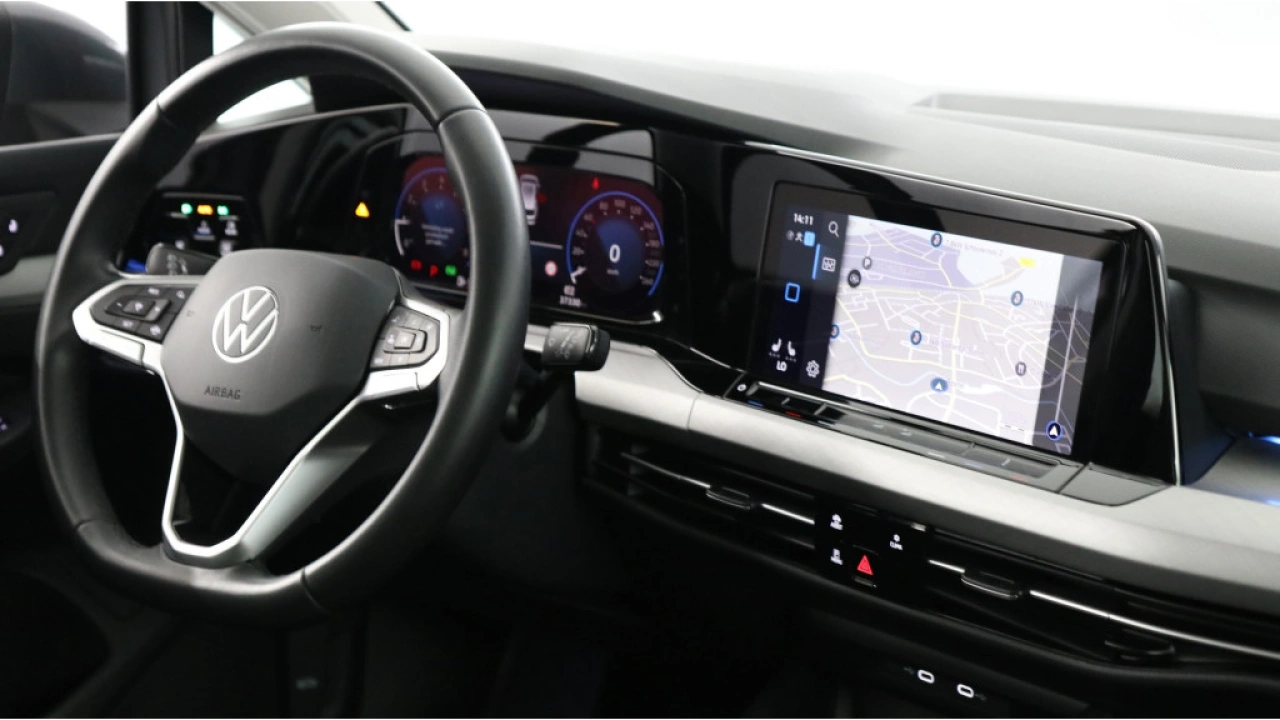 Volkswagen GOLF Variant 1.5 eTSI Automaat | Life Executive |