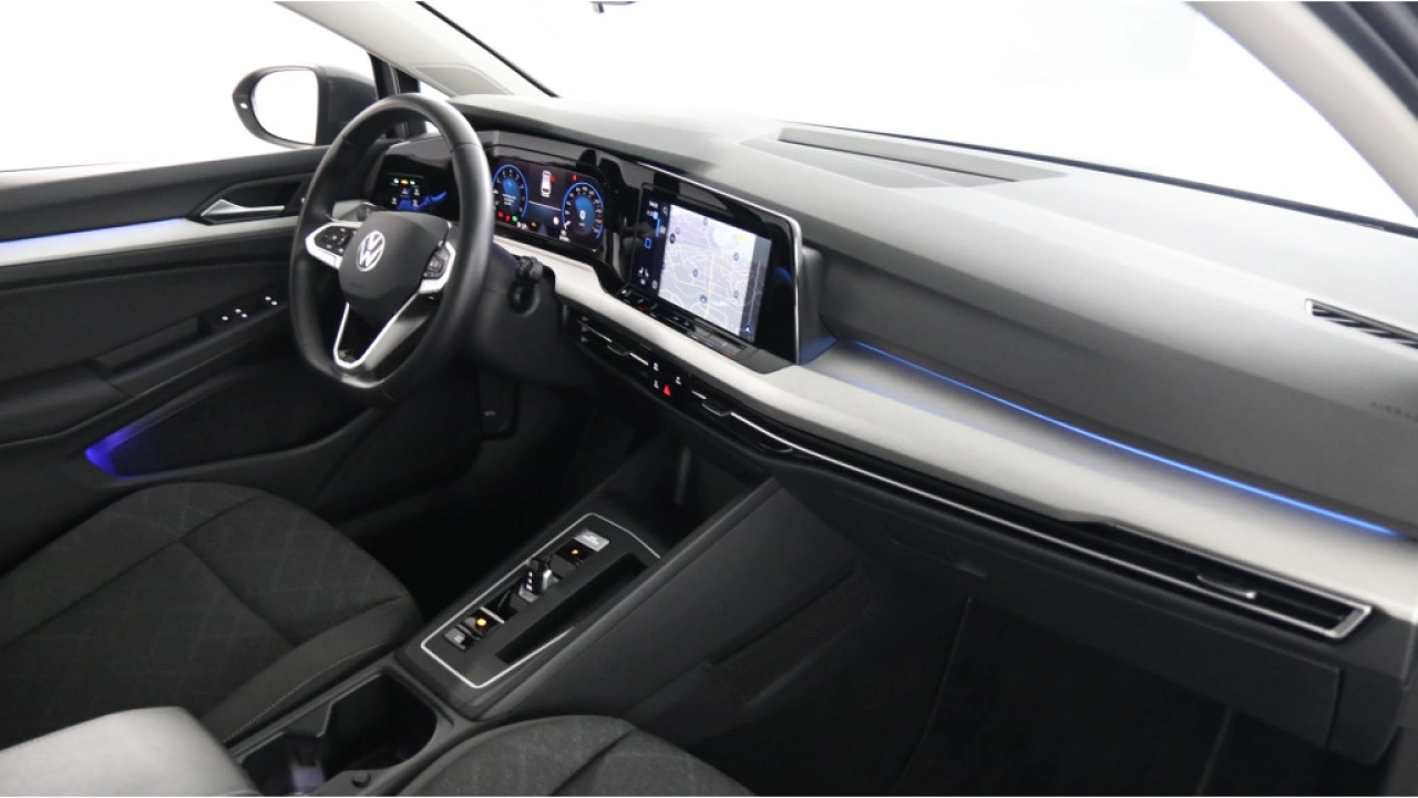 Volkswagen GOLF Variant 1.5 eTSI Automaat | Life Executive |