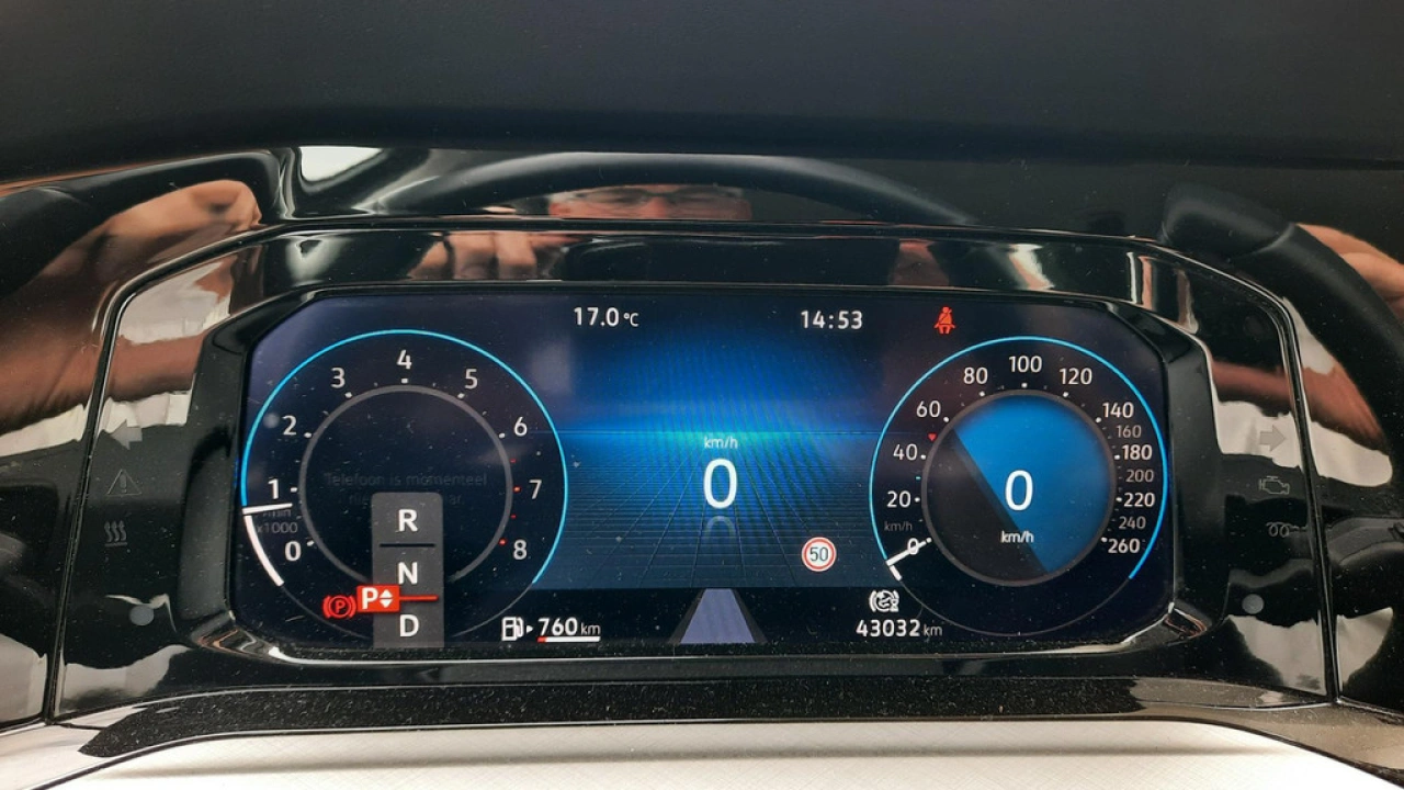 Volkswagen GOLF Variant 1.5 eTSI Automaat | Life Executive |